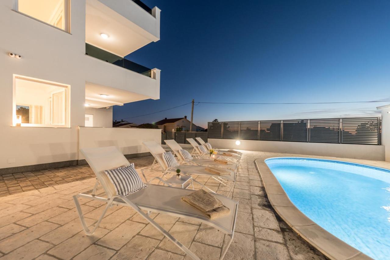 Villa Lena Luxury Apartments Novalja Εξωτερικό φωτογραφία
